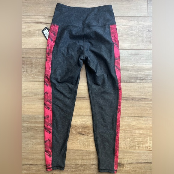 Tampa Bay Buccaneers Assembly 7/8 High Waist 2-Pocket Leggings Medium - Picture 6 of 12